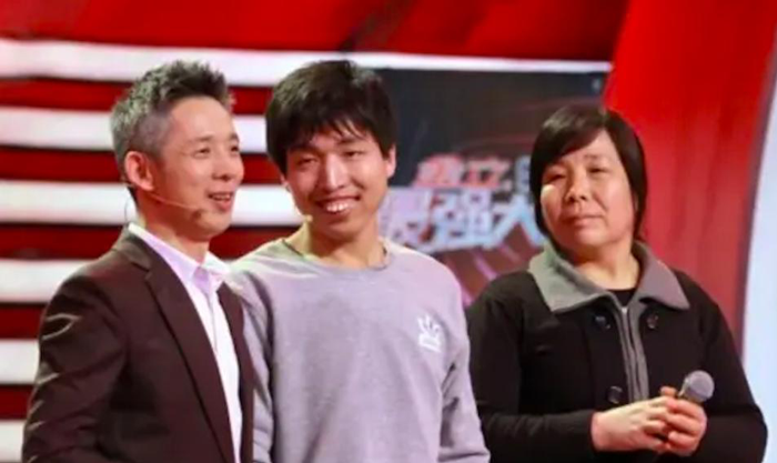 《最强大脑》第3期之“中国雨人” 周玮_ 世界孤独症关注日 | 让来自星星的孩子，不再孤单_OKPay钱包基因